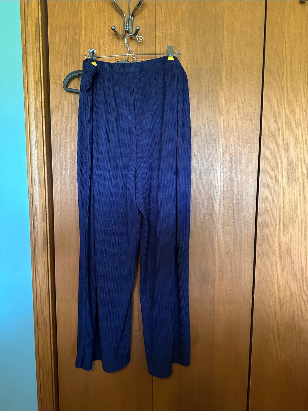 SHEIN Navy Textured Wide-Leg Pants